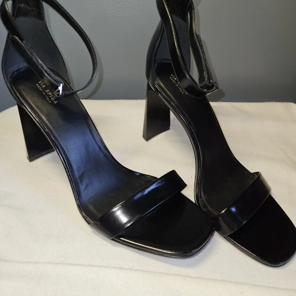 Via Spiga Black Leather Ankle-Strap Block Heel Sandals